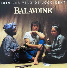 Loin Des Yeux De L'Occident